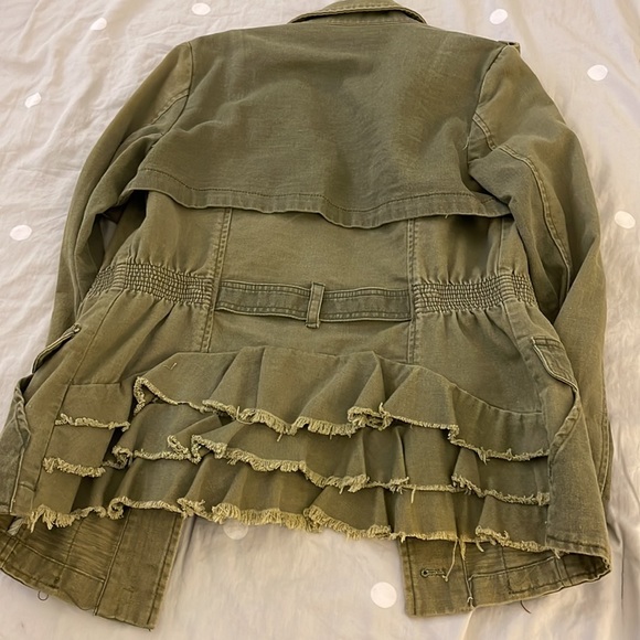 Anthropologie cargo jacket with raffle back - Picture 2 of 9